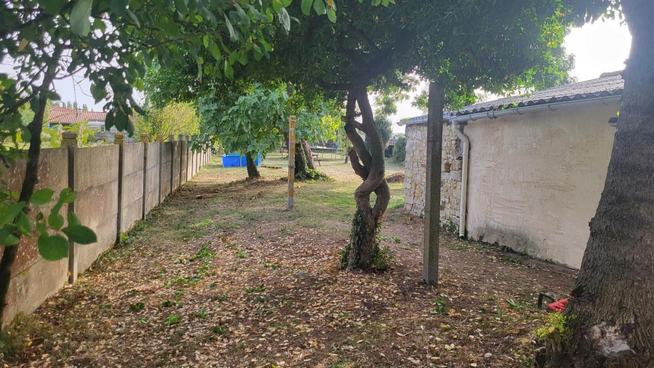 Maison 6 Personnes A Qlqs Minutes Des Plages Le Bernard Ngoại thất bức ảnh
